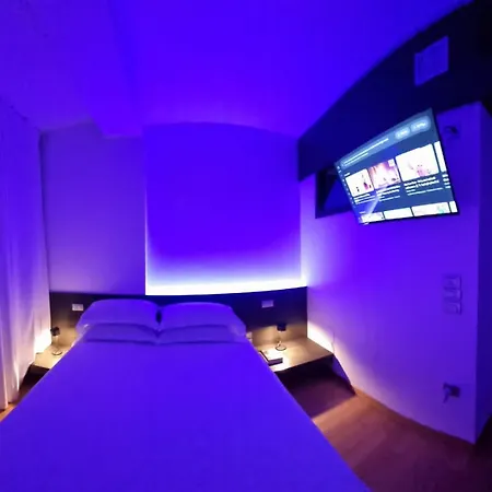 Attico Reale - In Centro, Tra Stazione E Vecchia Apartment Bari