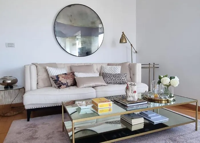 Apartamento Attico Reale - In Centro, Tra Stazione E Vecchia