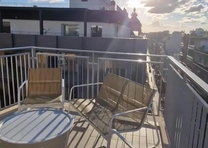 Attico Reale - In Centro, Tra Stazione E Vecchia Apartamento