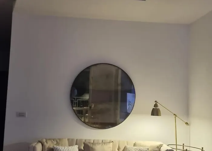 Apartamento Attico Reale - In Centro, Tra Stazione E Vecchia