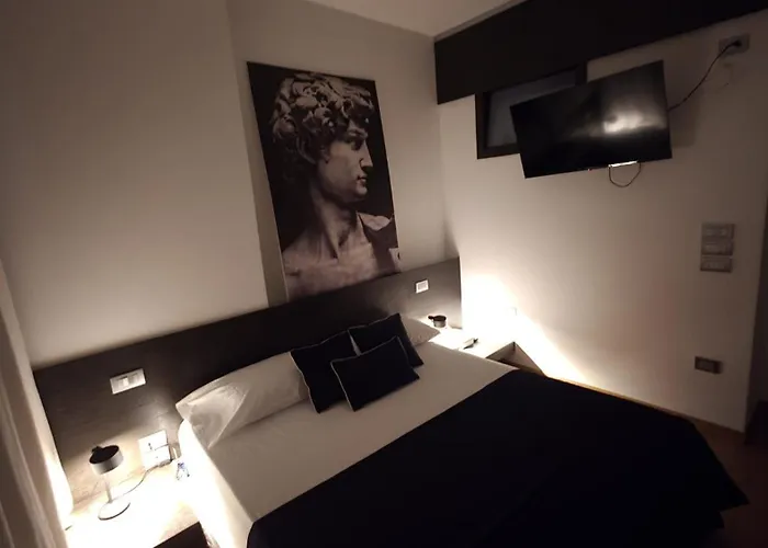 Attico Reale - In Centro, Tra Stazione E Vecchia Apartamento