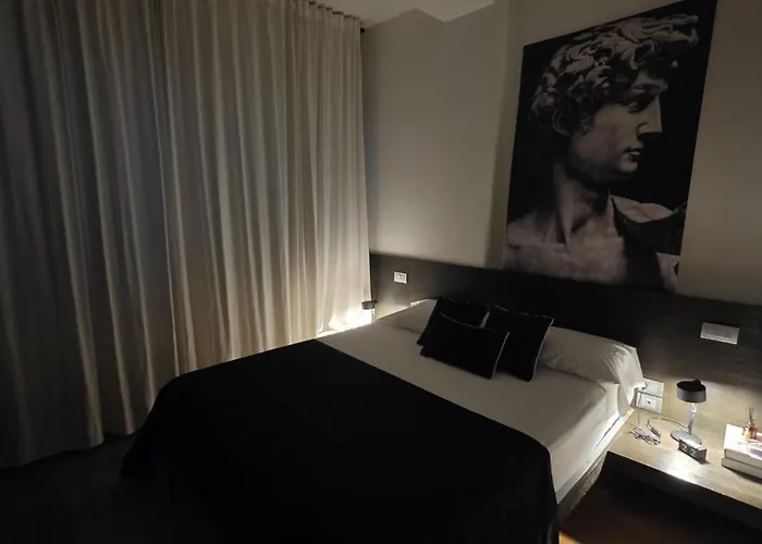 Apartamento Attico Reale - In Centro, Tra Stazione E Vecchia