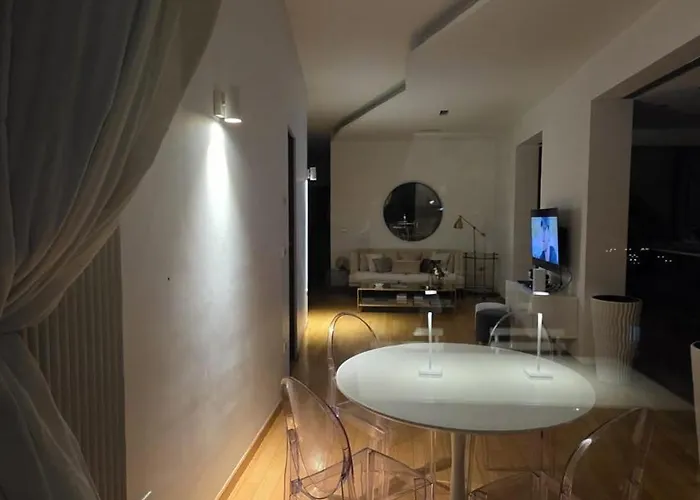 Attico Reale - In Centro, Tra Stazione E Vecchia Apartamento Bari