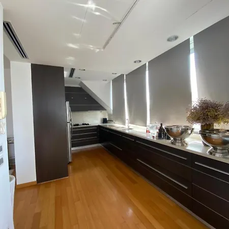 Attico Reale - In Centro, Tra Stazione E Vecchia Bari