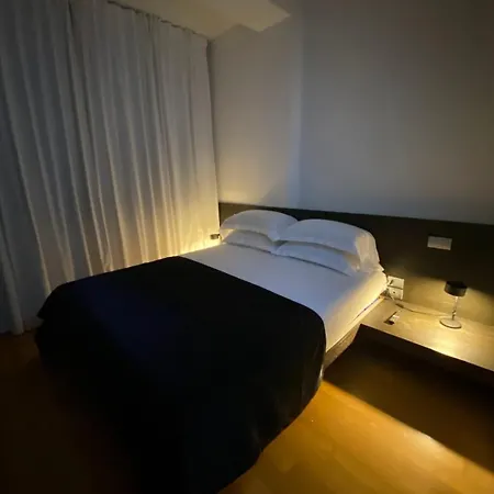 Attico Reale - In Centro, Tra Stazione E Vecchia *