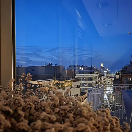 Appartement Attico Reale - In Centro, Tra Stazione E Vecchia Bari