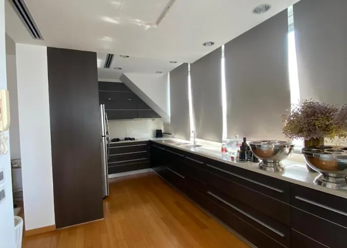 Attico Reale - In Centro, Tra Stazione E Vecchia Bari