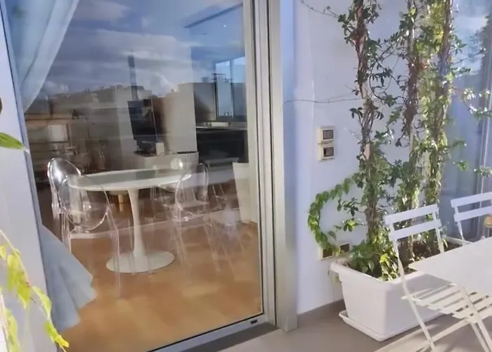 Appartamento Attico Reale - In Centro, Tra Stazione E Vecchia Bari